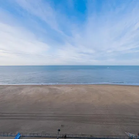 Flat In Center With Sea Views, Cleaning Included * Middelkerke